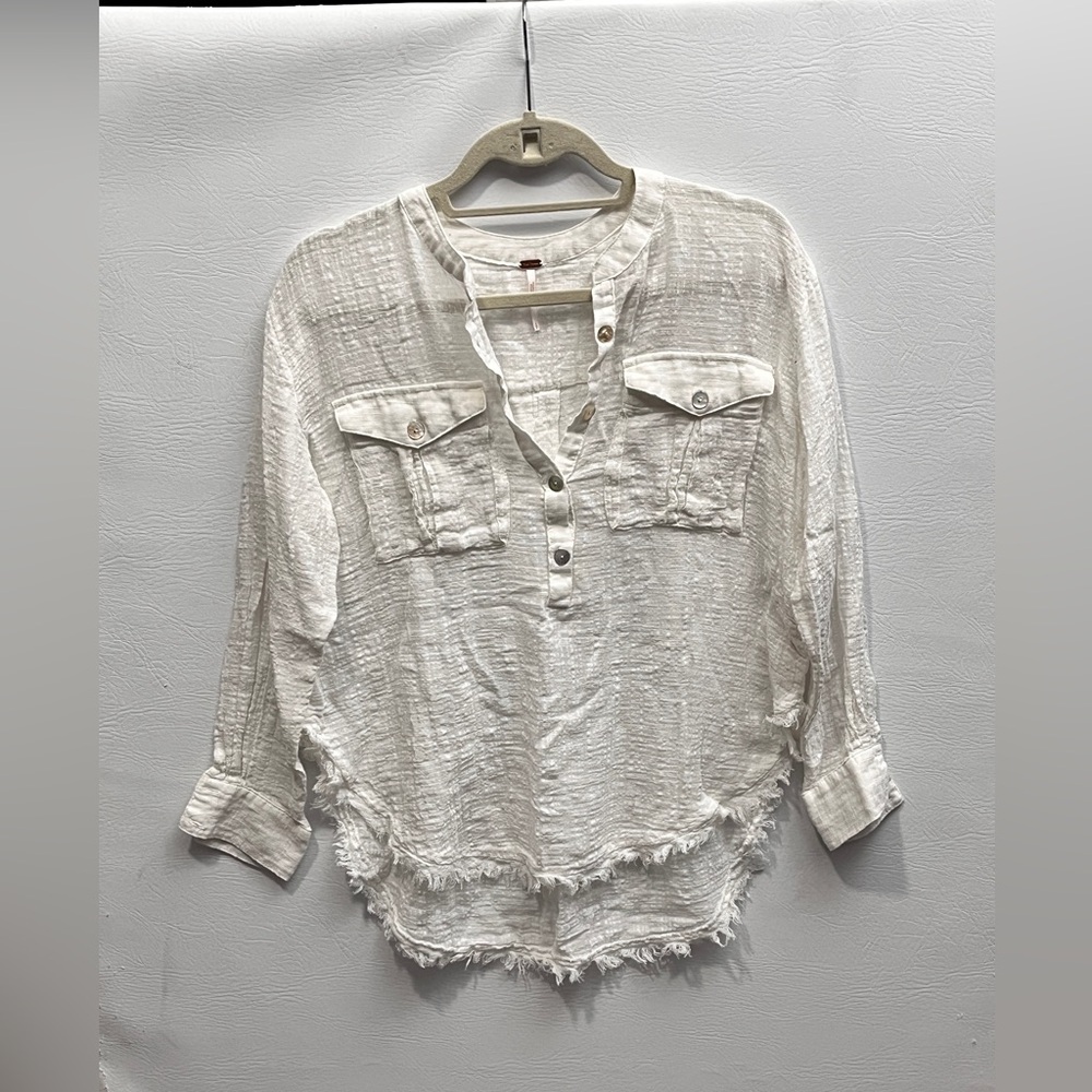 Free People Talk To Me lightweight gauzy button-down shirt in Shite Small - Picture 2 of 11